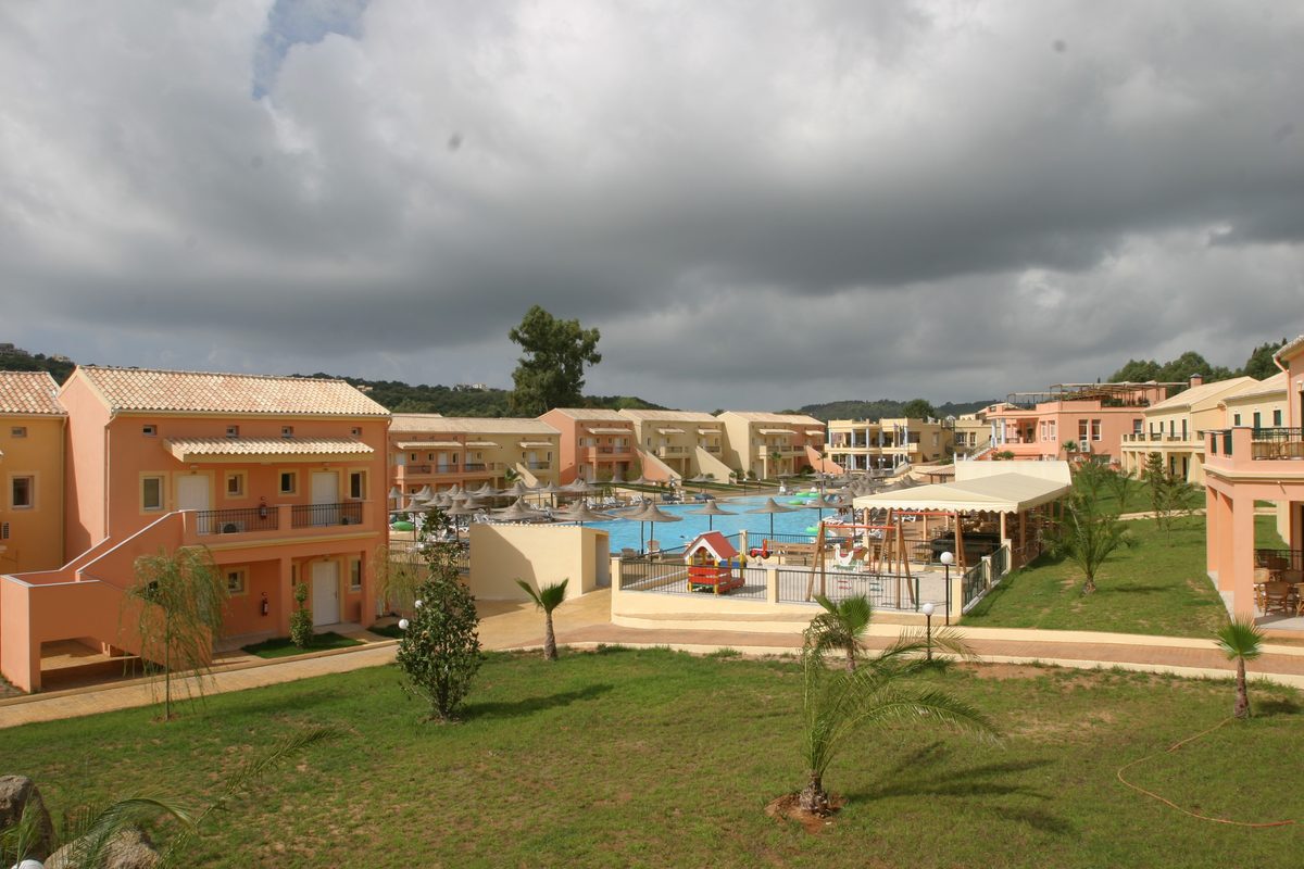Aqualand Village