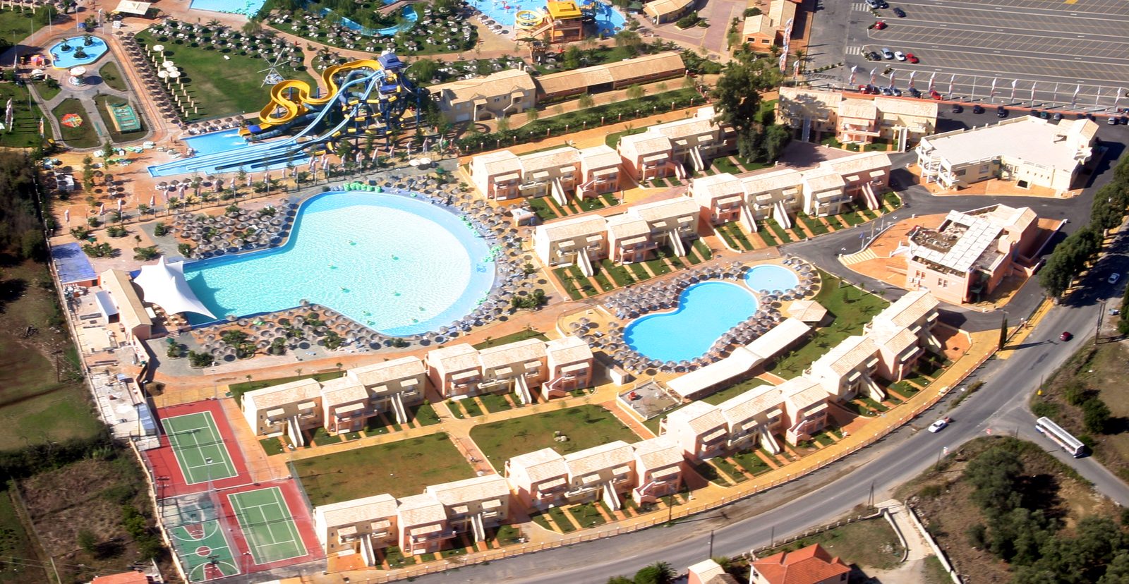 Aqualand Village