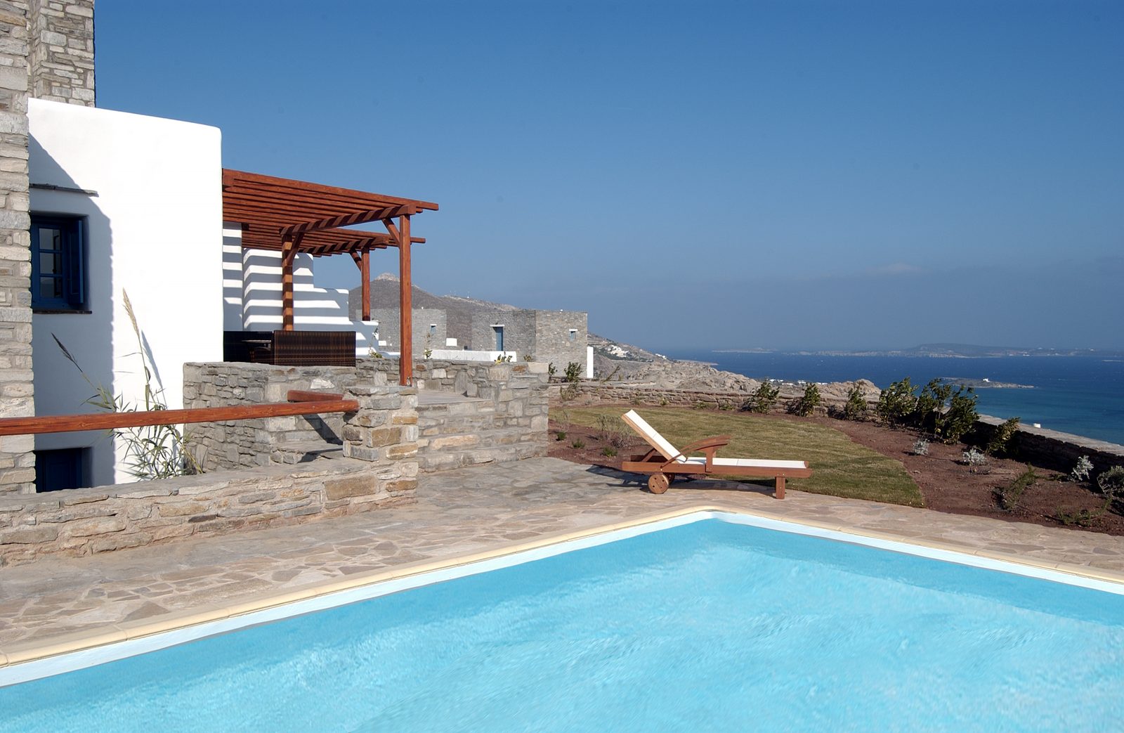 Paros Village — Κολυμπήθρες